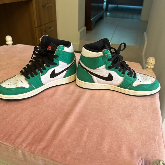 Retro Air Jordan 1 high top OG “lucky green” size 7 women’s - Picture 4 of 11